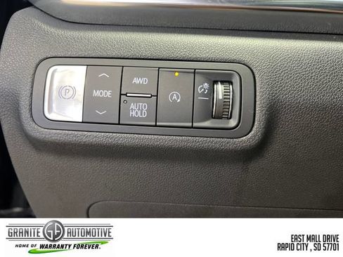 Used 2026 GMC Terrain Elevation AWD/4WD image 31