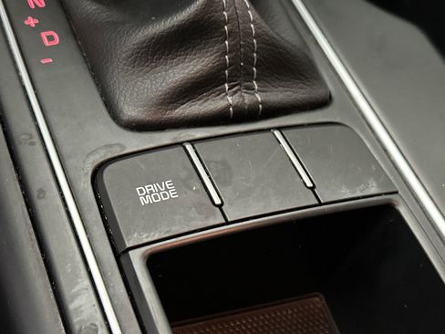 Used 2019 Kia Sorento L image 26