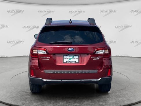 Used 2017 Subaru Outback 2.5i Limited AWD/4WD image 7