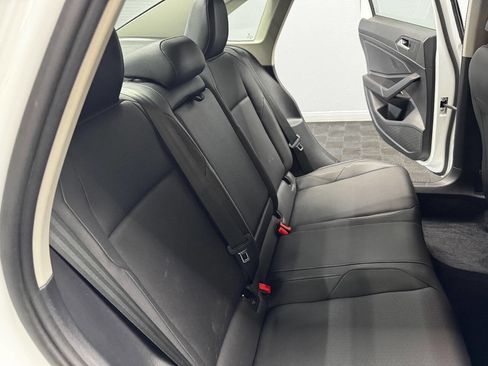 Used 2019 Volkswagen Jetta SE image 49