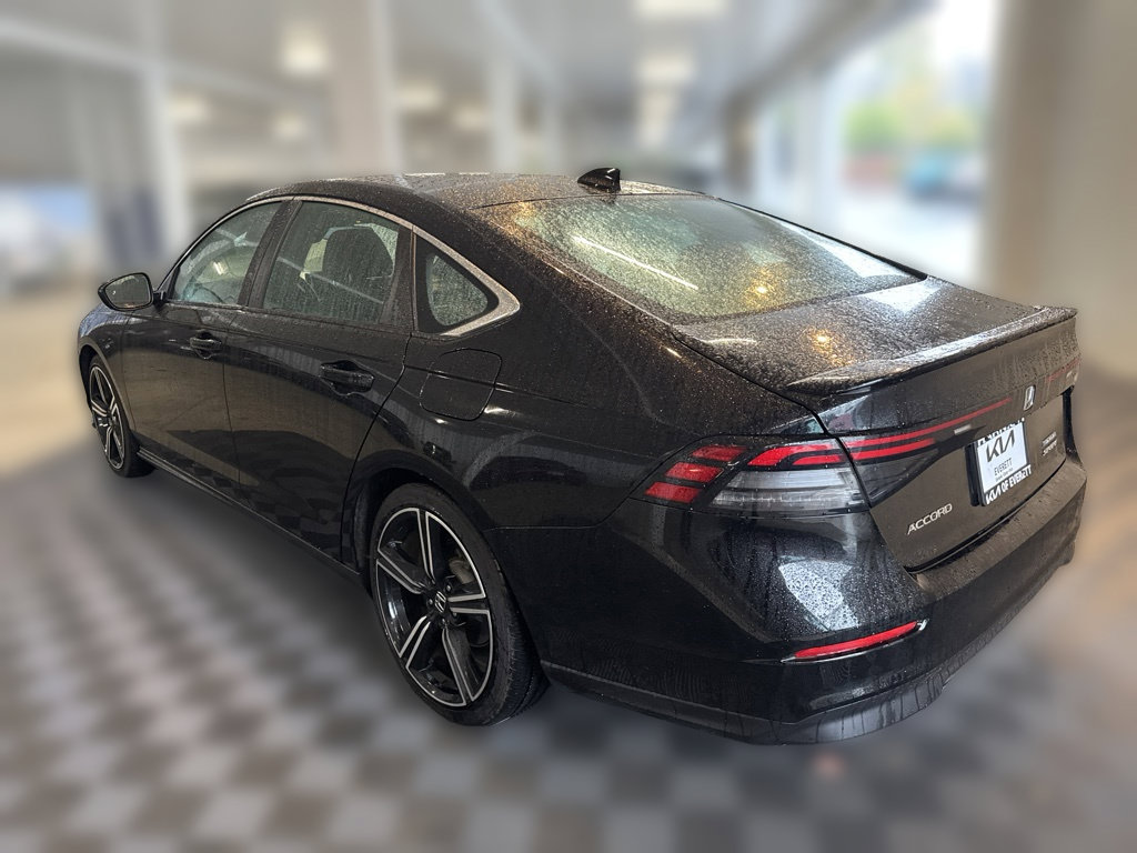 Used 2024 Honda Accord Sport image 6