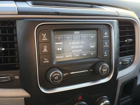 Used 2015 RAM 2500 Tradesman w/ Chrome Appearance Group image 20