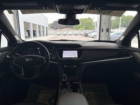 Certified 2023 Cadillac XT5 Premium Luxury AWD/4WD image 36