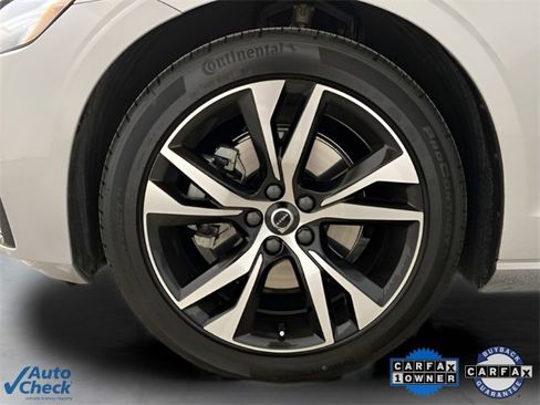 Used 2025 Volvo S60 B5 Core image 93