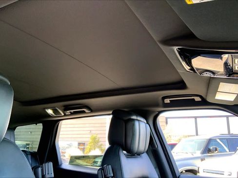 Used 2019 Land Rover Range Rover Sport Autobiography image 12