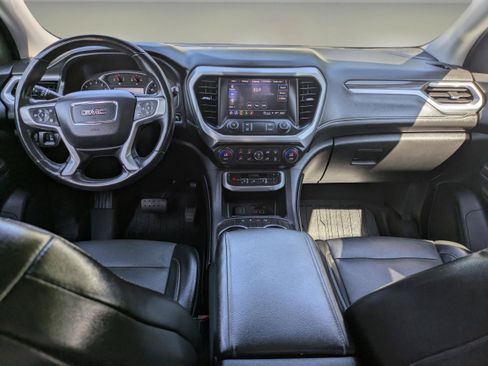 Used 2021 GMC Acadia SLT w/ Preferred Package image 16