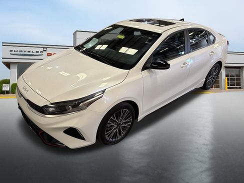 Used 2024 Kia Forte GT-Line w/ GT-Line Premium Package image 9