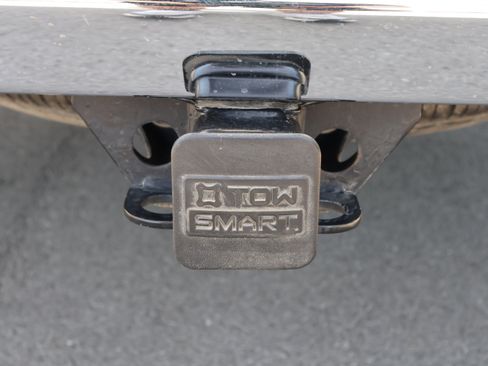 Used 2023 Chevrolet Silverado 1500 LT AWD/4WD image 21