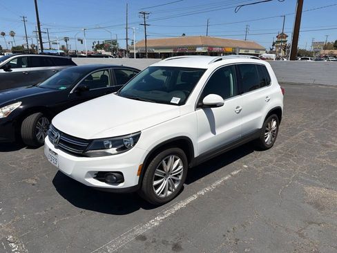 Used 2012 Volkswagen Tiguan S FWD image 1