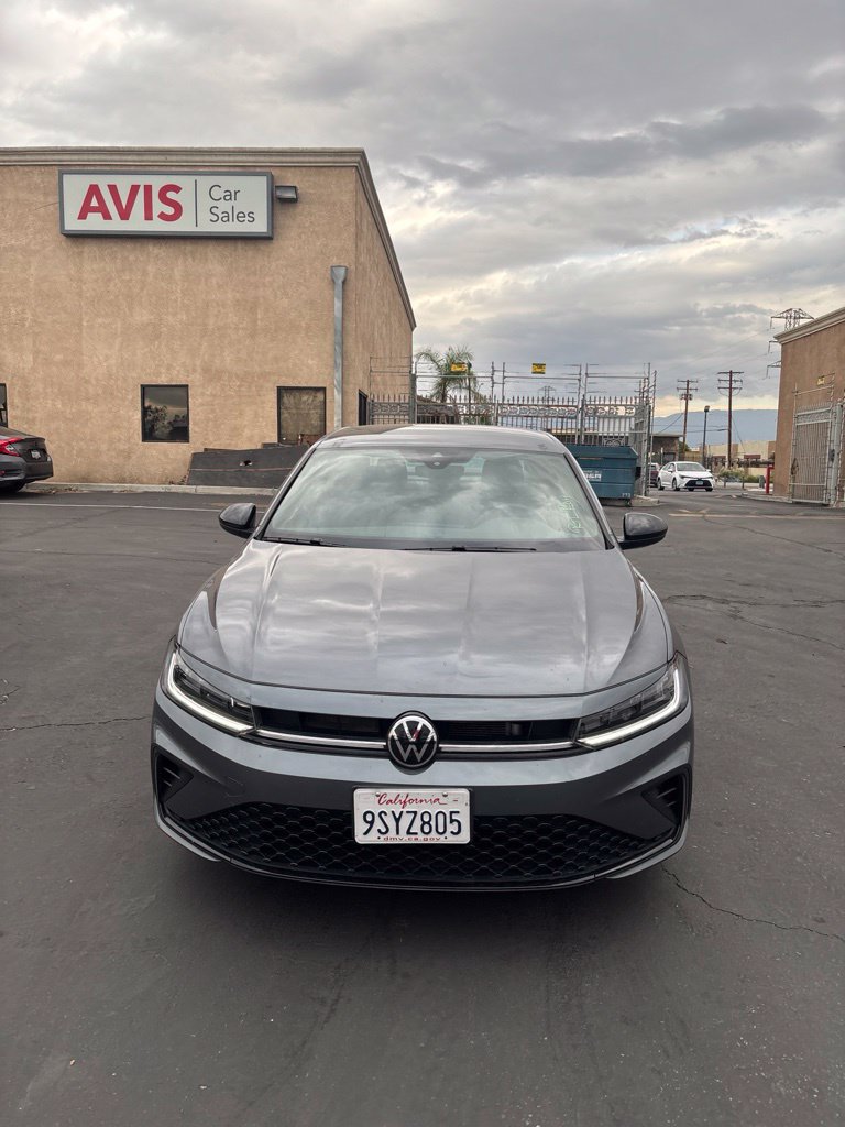 Used 2025 Volkswagen Jetta Sport FWD image 10