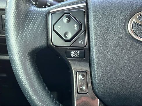 Used 2024 Toyota 4Runner TRD Off-Road Premium w/ Moonroof Package AWD/4WD image 21