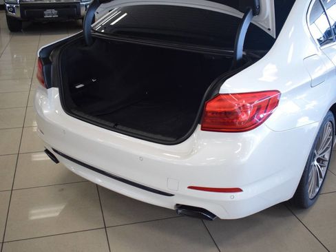 Used 2018 BMW 540i image 32