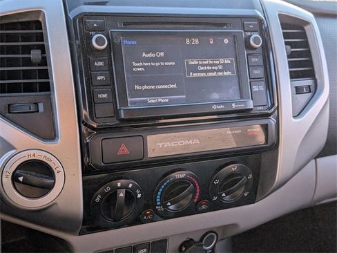 Used 2015 Toyota Tacoma TRD Pro image 18