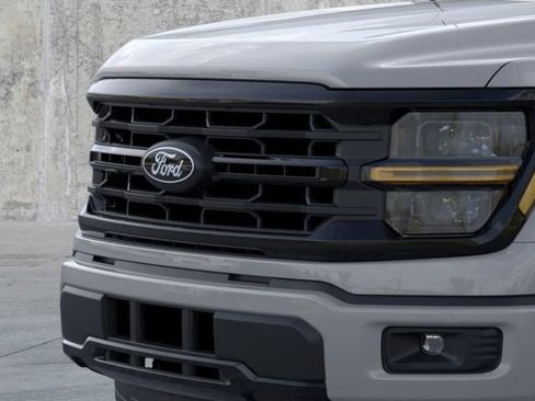 New 2026 Ford F150 XLT w/ XLT Black Appearance Package image 17
