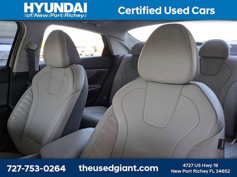 Certified 2023 Hyundai Elantra Limited image 7