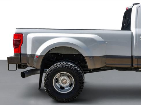Used 2020 Ford F350 King Ranch w/ King Ranch Ultimate Package AWD/4WD image 6