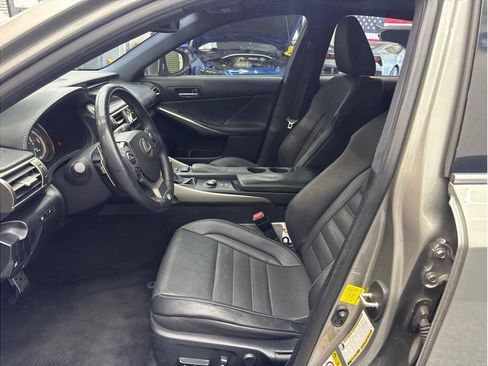 Used 2015 Lexus IS 250 w/ F-Sport Package RWD image 13