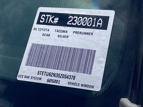 Used 2005 Toyota Tacoma PreRunner image 31