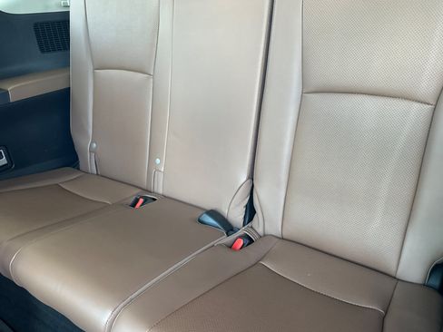 Used 2024 Toyota Grand Highlander AWD image 15