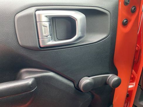 Used 2020 Jeep Wrangler Sport image 24