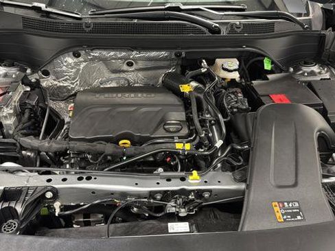 New 2026 Chevrolet Trax LT w/ Driver Confidence Package FWD image 25