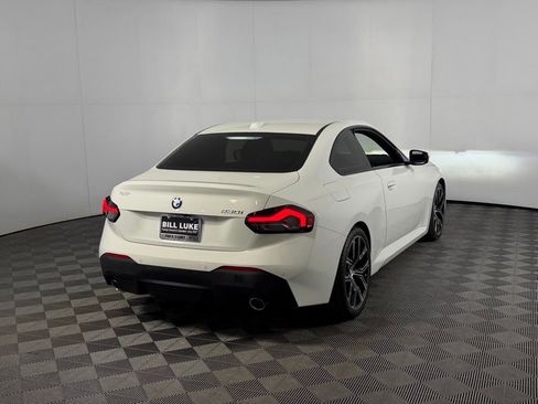 Used 2024 BMW 230i Coupe w/ Convenience Package RWD image 13