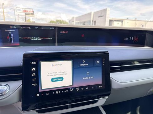 New 2026 Lincoln Nautilus Reserve AWD/4WD image 23