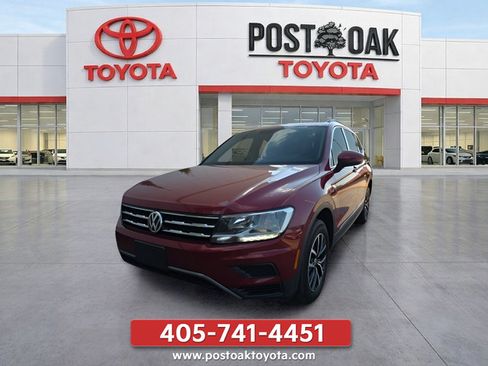 Used 2020 Volkswagen Tiguan SE FWD image 11