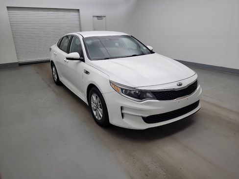 Used 2016 Kia Optima LX w/ LX Convenience Package image 13