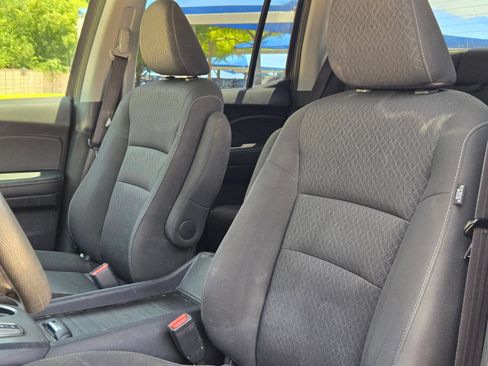 Used 2020 Honda Ridgeline Sport image 10