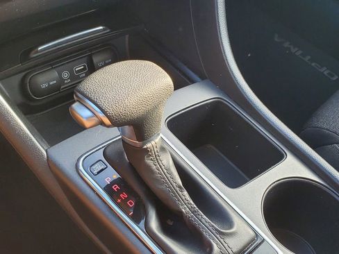 Used 2016 Kia Optima LX image 28