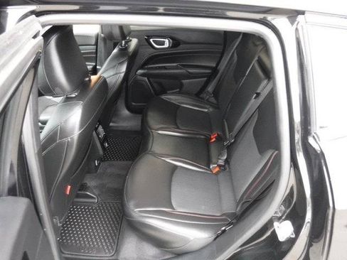 Certified 2023 Jeep Compass Trailhawk AWD/4WD image 38