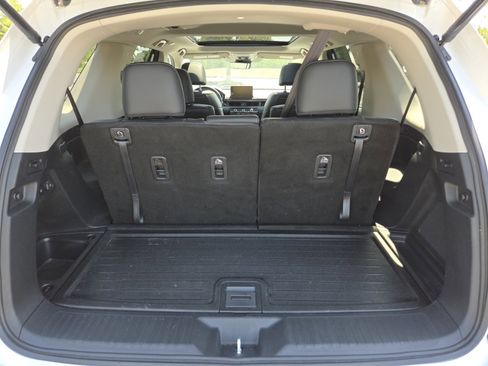 Certified 2024 Honda Pilot Elite image 27
