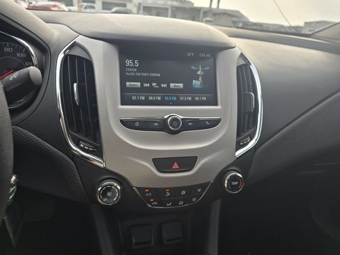 Used 2017 Chevrolet Cruze LS image 12