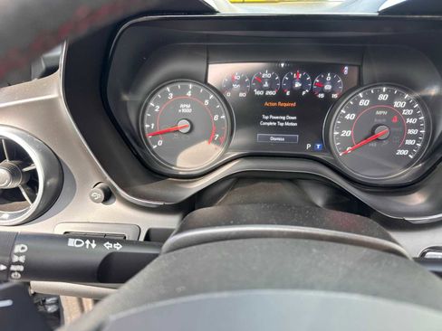 Used 2021 Chevrolet Camaro ZL1 w/ LPO, ZL1 Protection Package image 19