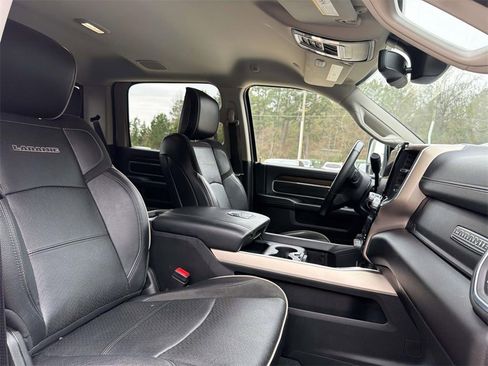 Used 2024 RAM 3500 Laramie image 10