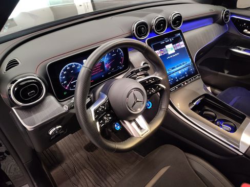 Certified 2024 Mercedes-Benz GLC 43 AMG 4MATIC image 4