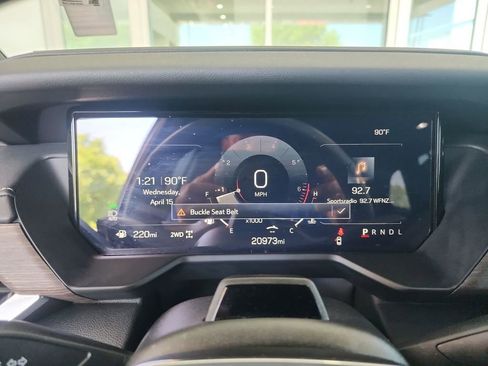 Certified 2025 GMC Acadia Denali w/ Super Cruise Package AWD/4WD image 11