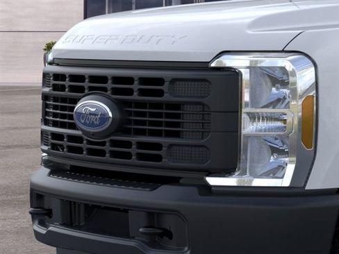 New 2026 Ford F350 XL w/ 360-Degree Camera Package AWD/4WD image 17