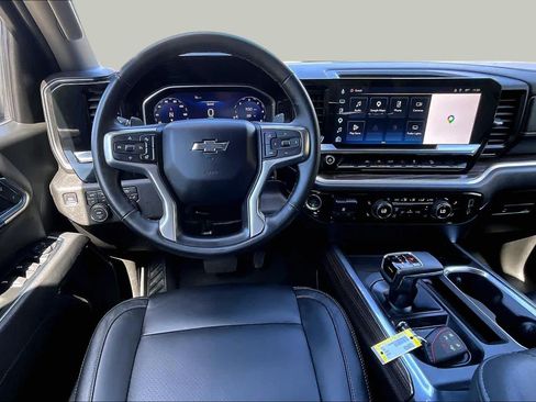 Used 2026 Chevrolet Silverado 1500 RST w/ Z71 Off-Road Package AWD/4WD image 6