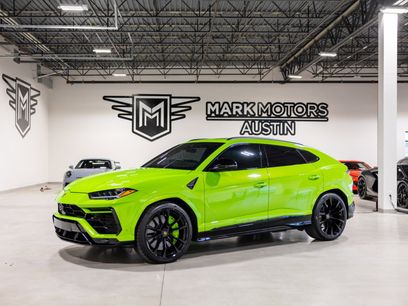 Used 2022 Lamborghini Urus