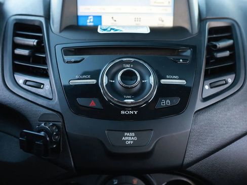Used 2016 Ford Fiesta ST image 32