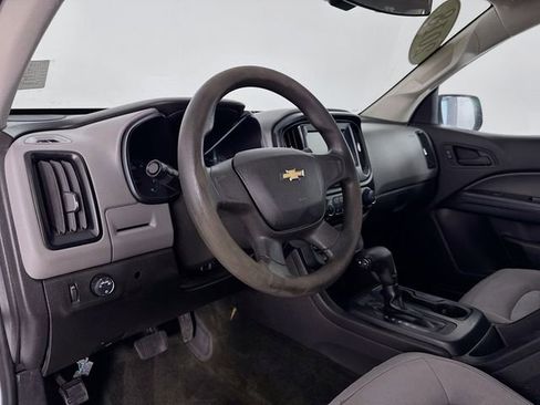 Used 2018 Chevrolet Colorado W/T image 9