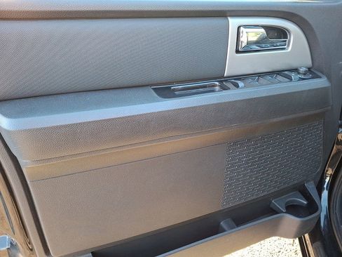 Used 2014 Ford Expedition Limited w/ Equipment Group 301A image 9