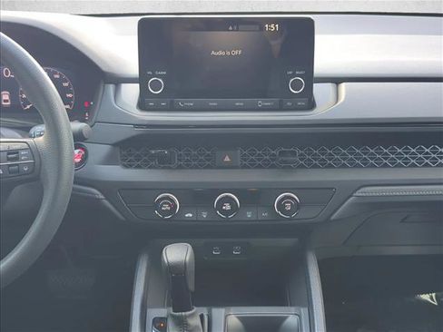 Used 2025 Honda Accord LX image 13