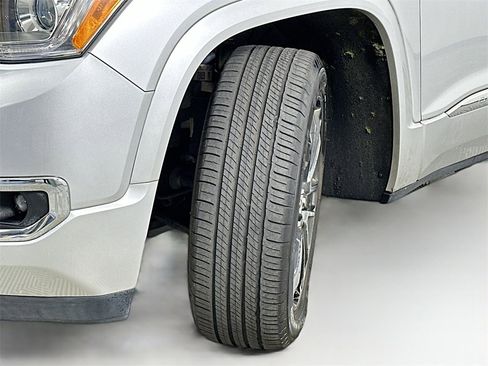 Used 2018 GMC Acadia Denali image 25