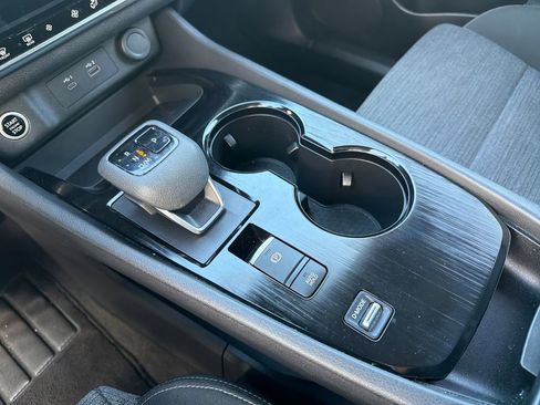 Certified 2023 Nissan Rogue SV image 36