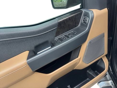 Used 2024 GMC Sierra 2500 AT4X AWD/4WD image 19