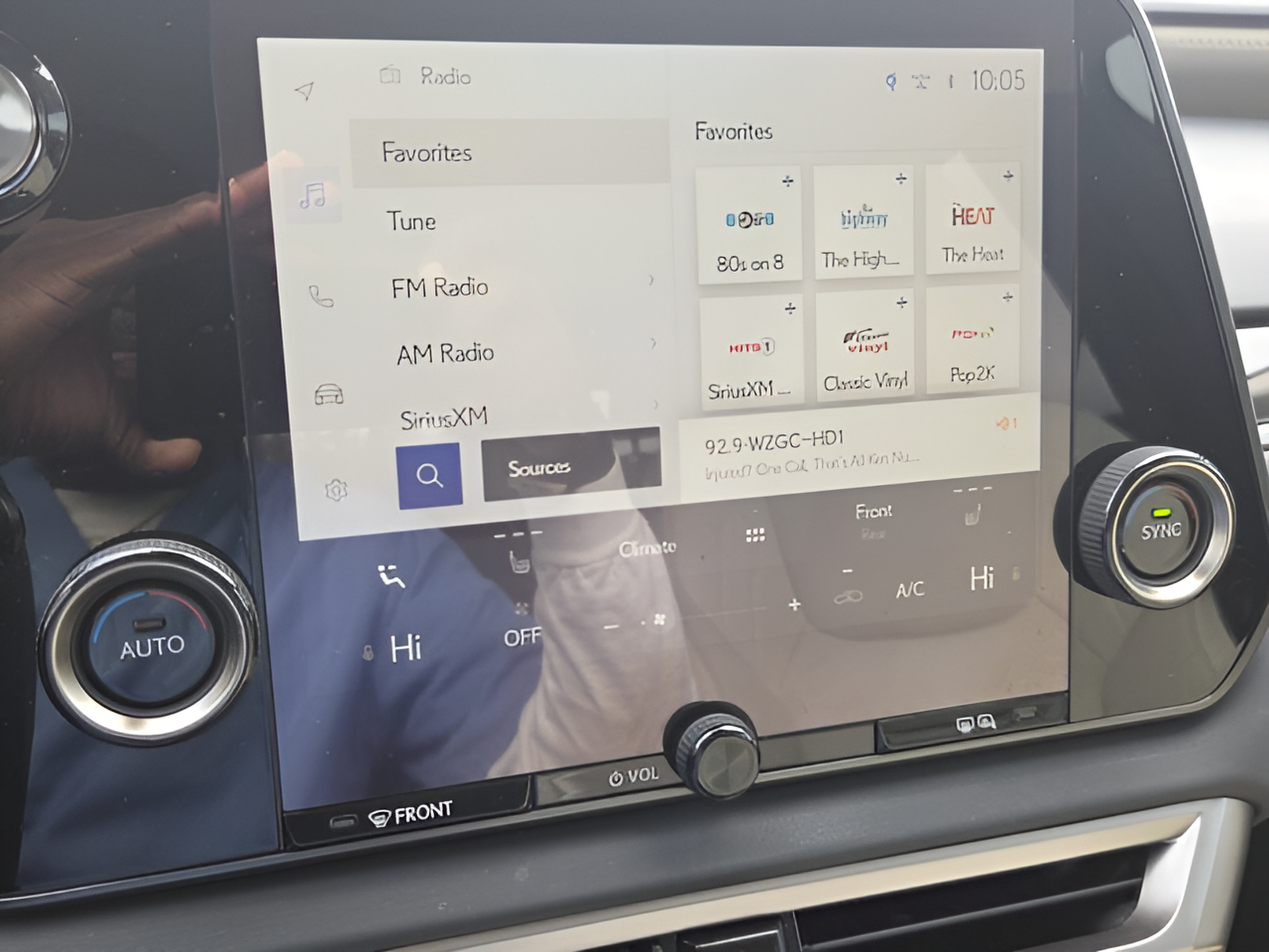 Used 2024 Lexus RX 350 FWD w/ Technology Package image 18