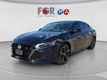Used 2023 Nissan Altima 2.5 SR w/ SR Premium Package